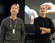 Tim Cook e Steve Jobs