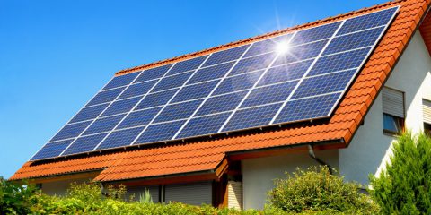 Fotovoltaico: +30% di energia con il sole riflesso sui pannelli