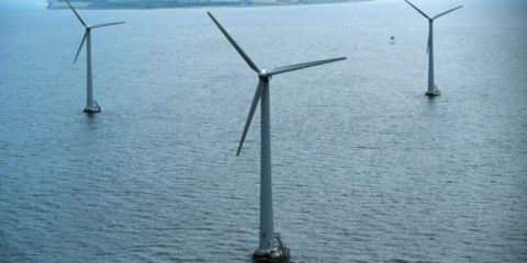 Eolico off shore: gli Stati Uniti mettono in acqua la prima turbina