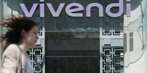 Vivendi, la ‘campagna italiana’ spinge il titolo al rialzo