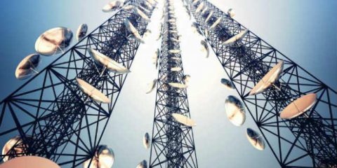 Rapporto Agcom, ricavi delle telco in calo del 22% in 4 anni