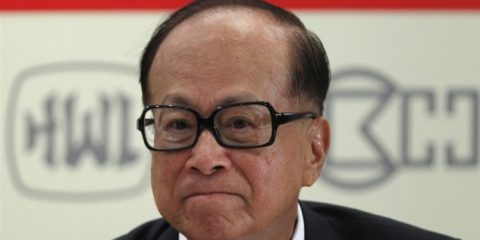 Li Ka-Shing, il patron di 3 Italia nel mirino di Pechino: ‘Immorale la fuga dalla Cina’