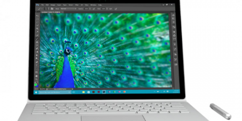 Cosa Compro. Microsoft Surface Book: il laptop-tablet per lavoro e svago