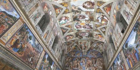 “Stanotte a San Pietro”: le meraviglie del Vaticano. Viaggio in 4K su Tivùsat