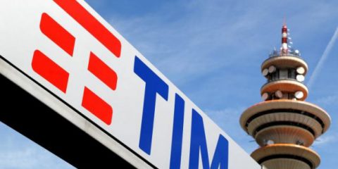 Tim-Canal+, la joint venture da rifare col placet dei consiglieri indipendenti