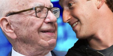 Come combattere le fake news su Facebook, chi ha ragione tra Murdoch e Zuckerberg?