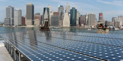Batterie, New York lancia una guida per l’energy storage urbano e investe 260 milioni di dollari