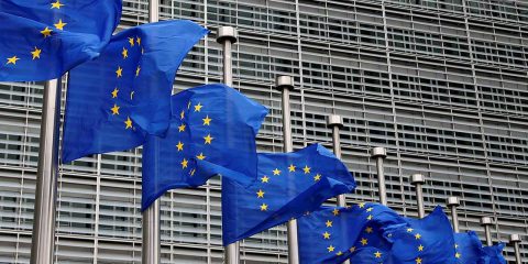 Chiamate e Sms intra-Ue, le telco contro la proposta di abolizione dei costi aggiuntivi