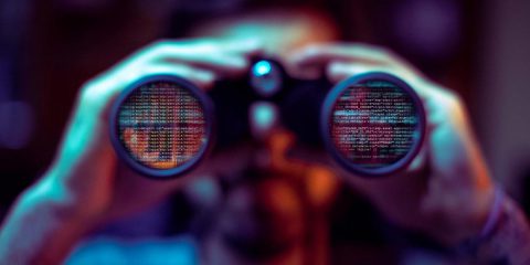 Cyberspionaggio e Covid-19, gli Usa contro due hacker cinesi: ‘Hanno tentato di rubare le ricerche sul vaccino’