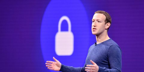 Facebook, dati di mezzo miliardo di utenti trovati su un server (accessibile a tutti) di Amazon