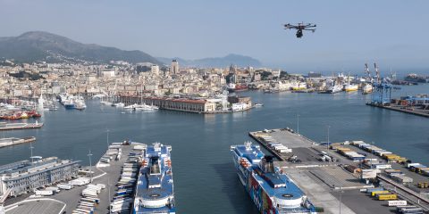 5G, al via a Genova il monitoraggio del territorio con i droni