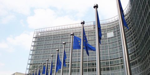 Banda larga, Commissione Ue pronta a rivedere le norme sugli aiuti di Stato