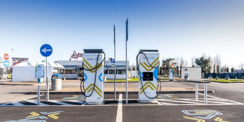 eMobility, Free to X installa 50 stazioni di ricarica per veicoli elettrici in autostrada