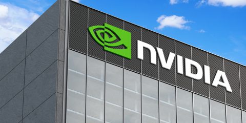 Nvidia guadagnerà 12 miliardi di dollari dai chip AI in Cina quest’anno nonostante i controlli degli Stati Uniti
