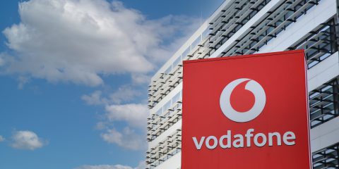 Vodafone lancia ‘Sempre Connessi’ per integrare rete fissa e mobile