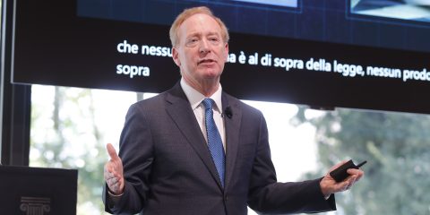 AI, Microsoft: “4,3 miliardi di euro in Italia”. Ma la maggior parte della cifra non sarà spesa qui e darà lavoro a 10/20 persone