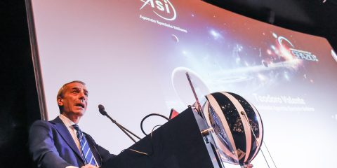 L’Italia in cerca di una sua costellazione satellitare. Valente (Asi): “Entro l’estate lo studio di fattibilità per un piano nazionale”