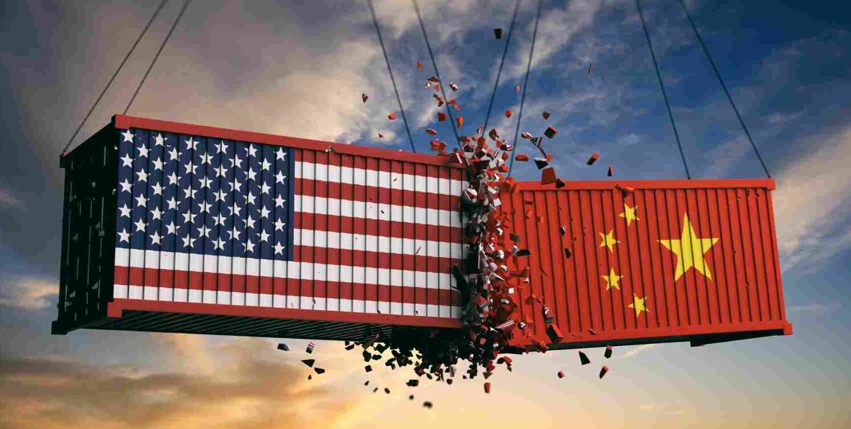 Guerra commerciale USA-Cina: nuove tariffe su petrolio, carbone e GNL americano